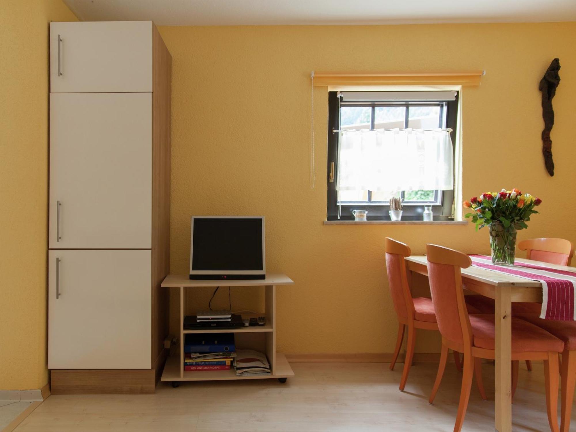 A Modern Apartment In The Hunsr Ck Region S Romantic Drohn Valley Merschbach Екстериор снимка