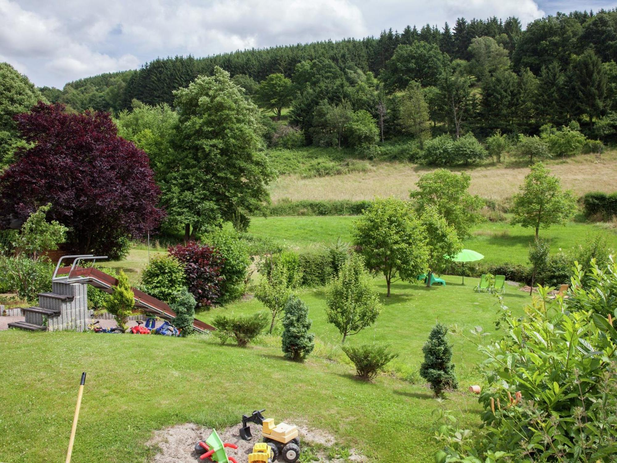 A Modern Apartment In The Hunsr Ck Region S Romantic Drohn Valley Merschbach Екстериор снимка