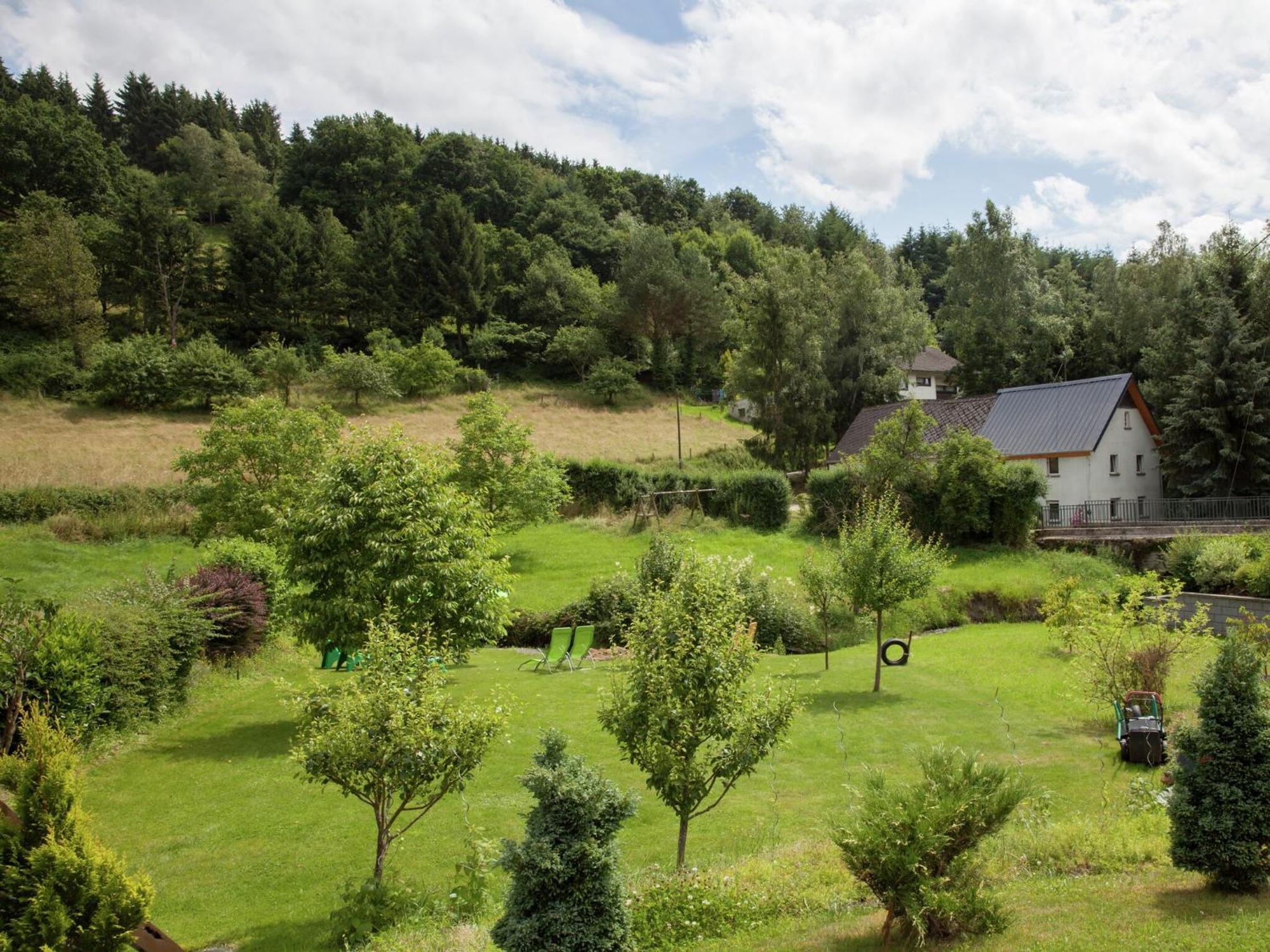 A Modern Apartment In The Hunsr Ck Region S Romantic Drohn Valley Merschbach Екстериор снимка