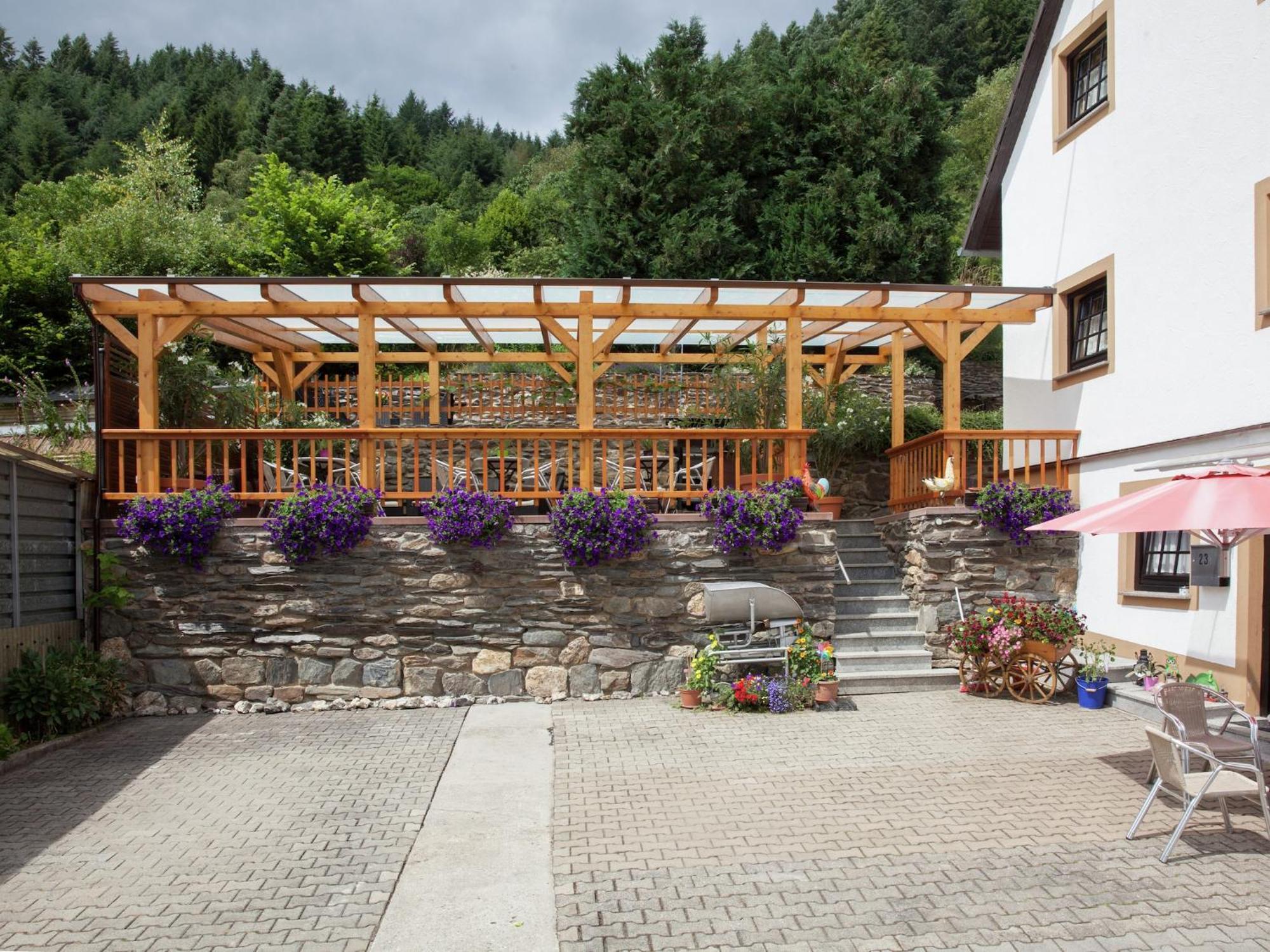 A Modern Apartment In The Hunsr Ck Region S Romantic Drohn Valley Merschbach Екстериор снимка