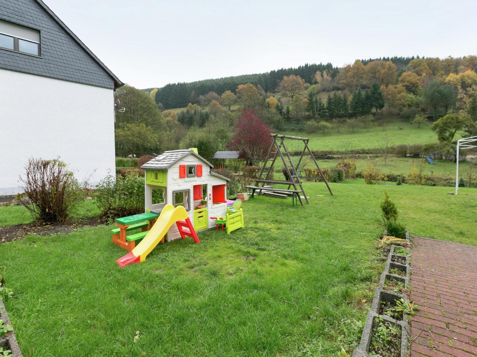 A Modern Apartment In The Hunsr Ck Region S Romantic Drohn Valley Merschbach Екстериор снимка